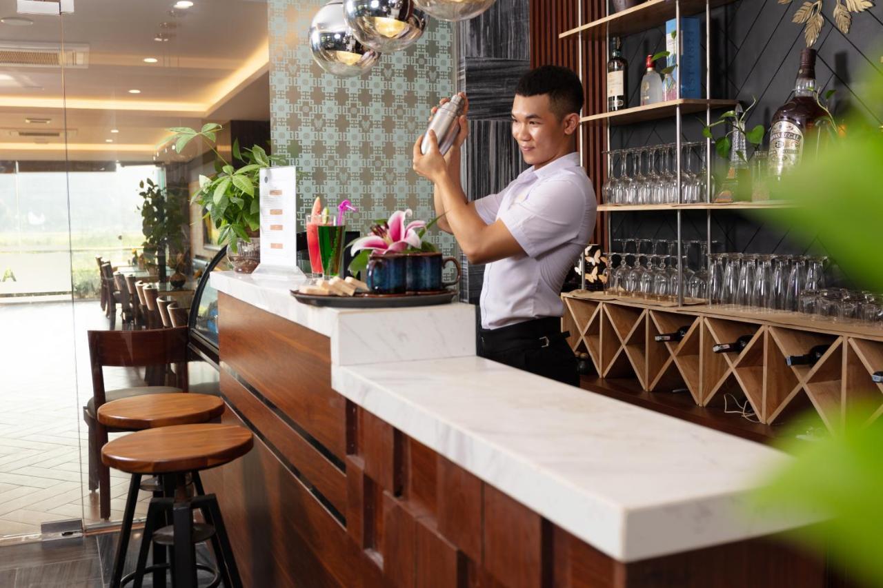 Liberty Hall Tam Coc Hotel & Villa Ниньбинь Экстерьер фото